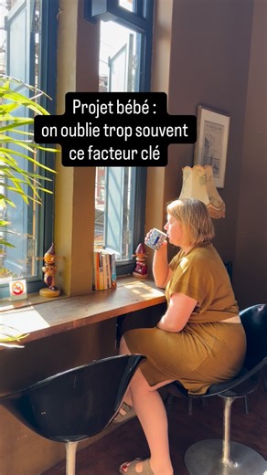 Violette Folliot | Naturopathe fertilité on Instagram: "✨ À envoyer à ton partenaire si vous êtes en projet bébé ✨ On parle beaucoup de fertilité féminine… mais la santé des spermatozoïdes compte tout autant. Elle joue un rôle clé pour : • concevoir plus facilement • maintenir une grossesse • favoriser un bon départ pour le bébé La qualité du sperme participe aux toutes premières étapes du développement embryonnaire. C’est pour ça que la préparation préconceptionnelle concerne aussi les hommes. 