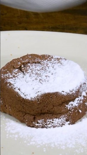 Chocolate Coulant, The Most Amazing Dessert #shorts #chocolate #recipe #desserts