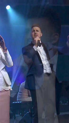 559 reactions · 32 shares | There are now SEVEN The Collingsworth Family Concerts available to watch ON-DEMAND 24/7 on Singing News TV! If you are not yet a subscriber but want to watch thousands of hours of gospel concerts.. here is a discount for you! https://www.singingnewstv.com/checkout/subscribe/purchase?code=cfmarathon&plan=yearly | Singing News | Facebook