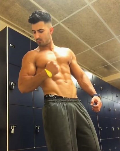 Carlitos flexing his muscles