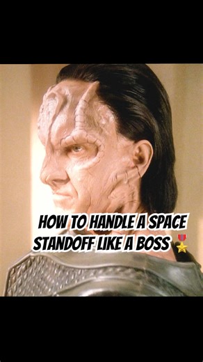 How to Handle a Space Standoff Like a Boss 🎖️#shortvideo #shorts #startrek