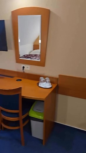 🎿 SŁOWACJA – CHOPOK 2026 ✅ Najlepsze stoki, profesjonalna nauka z instruktorami, aquapark i après ski – prawdziwy narciarsko-snowboardowy vibe! ⛷️🏂 📍 Relax Hotel FIM – basen, klimat, pełen komfort 🏊‍♂️ 📅 1–7 lutego 2026 💰 2690 zł Nie czekaj – ruszaj z nami na zimową przygodę! ❄️🔥 📄 Szczegóły oferty 👉 https://tiny.pl/s87wy_fj 📩 Formularz zgłoszeniowy 👉 https://forms.office.com/r/ezWtftVeuf #Chopok #Narty2026 #Snowboard #Słowacja #ZimowyWyjazd #RelaxHotelFIM #AprèsSki #EkipaNaStoku | On