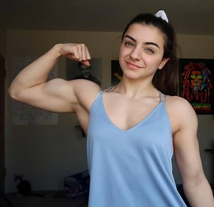 This incredible bodybuilder is only 17 years old | VT