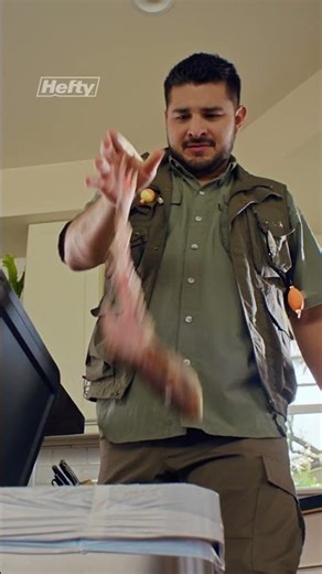 Hefty Ultra Strong: The #strongchoice