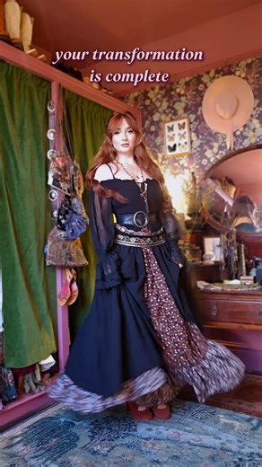 Ditsy Floral styled our Night Calling Dress in the most captivating way! She unbuttoned the entire front and turned our dress into a duster — pure genius! We’ve always known this piece was incredibly versatile, but we didn’t expect such a stunning transformation. We’re genuinely impressed by Ditsy’s creativity! WWW.RESTYLE.PL WORLDWIDE SHIPPING | Restyle