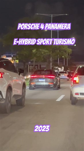 Porsche Panamera 4 E-Hybrid Sport Turismo 2023. O desfile pelas ruas de Natal é um show a parte 🥂💜