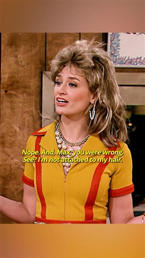 Did Caroline join a bowling team?\\Broke Girls Season3 Episode6#Broke Girls#shorts#edit#funny