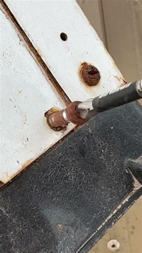 Unlock Stuck Screws Fast! Special Anti-Slip Screwdriver Hack