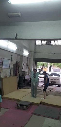 training my backflip #backflip #parkour #workout #gymnast