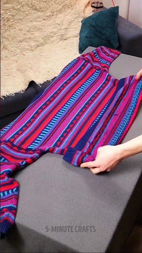 Quick & Neat ways to fold clothes perfectly 👕🤩