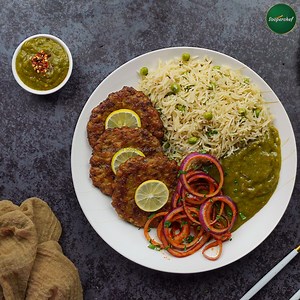 Chapli Kabab Rice Platter Recipe has a beautiful combo with K&N's Chapli Kabab. Give try to this scrumptious Rice Platter Recipe a try and share your experience with us. K&N's Pakistan SmartCooking with K&N's #ChapliKabab #RicePlatter | SuperChef