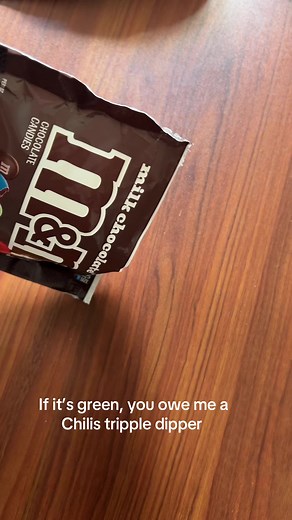 Chili's Triple Dipper: A Green M&M's Delight