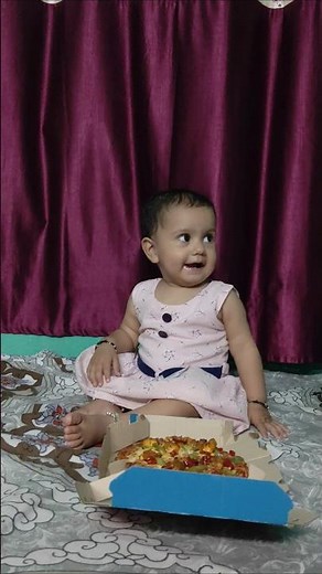 "Baby’s First Pizza Moment – Cutest Reaction Ever!"#cute #shorts #pizza #trending #viral