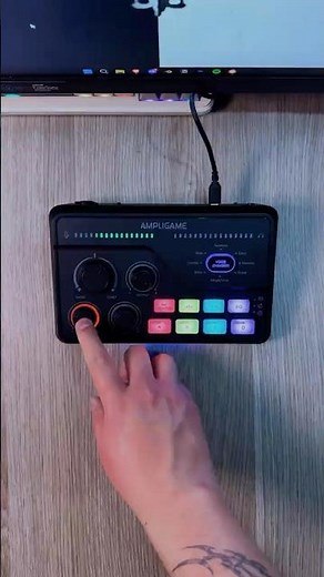 Más que un mixer, es arte en mi escritorio 🌈 #fifine #mixer #rgb #setup