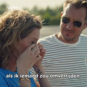 181K views · 780 reactions | ‘Ze Zeggen Dat’ op je touchscreen tokkelen in de auto gevaarlijker is dan dronken rijden. 勞 En het resultaat is heel confronterend voor Dina.  #zezeggendat | VTM | Facebook