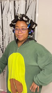 80K views · 1.6K reactions | Flexi rods on locs?! I forgot why I gave up on them, but I’m glad I revisited them 殺 I may have just replaced the way I curl my locs. However, it was HORRIBLE sleeping in the flexi rods than it normally is sleeping in perm rods.--- #flexirods #flexirodsonlocs #locs #loccurls #curlylocs #womenwithlocs | Maluna Li | Facebook