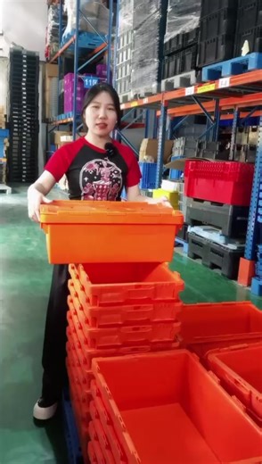 Plastic moving box that saves 75% of volume.Perfect for transportation and storage. #plastic #factory #movingcompany #storage #transportation