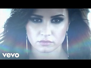 Heart Attack - Demi Lovato clip à découvrir sur TrackMusik