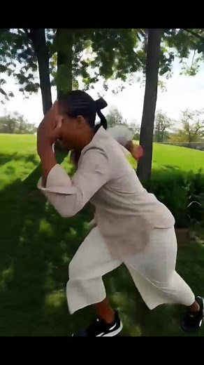 7 comments | I don't wanna sleep now, let me run to my friend I will be back now now before you all go to sleep ‍♂️ | Lethabo Iris Seema | Facebook