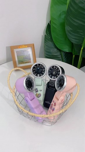 My budget foldable fan works as handheld or desk fan. #whatook #fashioncaring #foldable #foldablefan #handheldfan #portablefan #fyp #ypgae | whatook | Facebook