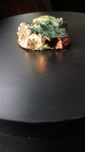 Specimens | Mineralogical & Geological high-end mineral collectors worldwide #unitedstates #copper