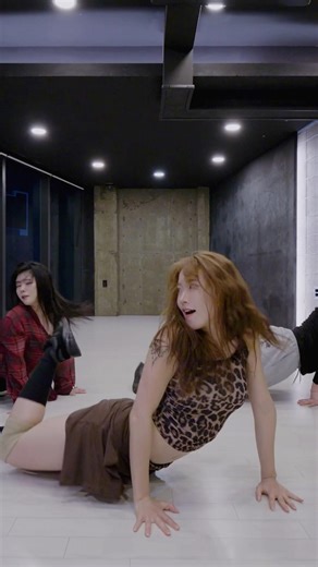 NOWIMYOUNG - KISS KISS KISS choreography Gyuri