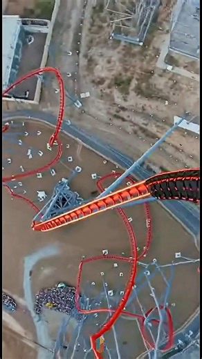 EXTREME ROLLER COASTER BUILD 🎢 #extreme #rollercoaster