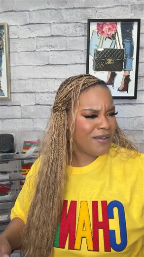 Fabulous Friday with Bre 💛🐝 🚨🚨👉🏾👉🏾New shoppers Take a moment read before you shop🚨🚨🚨🚨🚨 . ✅New shoppers please send a $10 deposit to the link below. The $10 will go towards your purchase . please send a screenshot of your $10 payment along with your email address and shipping address. ✅Payments are due by 6 PM central standard time after each live show . Please allow 7-10 days for shipping rates are $10-$18. ✅ After the live show, we will send you a picture of your items along with a