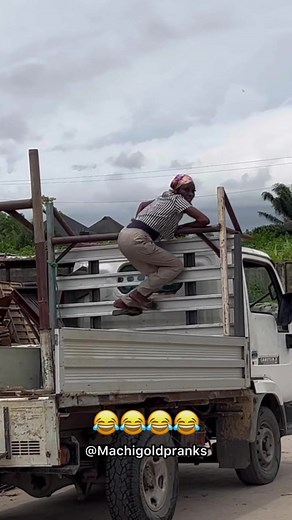 MACHIGOLDPRANKS on TikTok