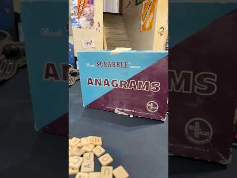 How to play Scrabble Anagrams.