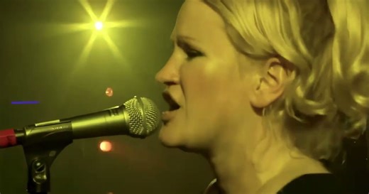 Moby – Lift Me Up,  Live  Hotel Tour (2005) HD | Video