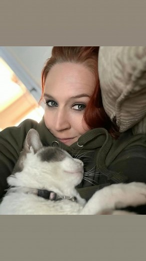 Berg_baby (@cara_berg_)’s videos with I Love My Kitty Cat - Parry Gripp