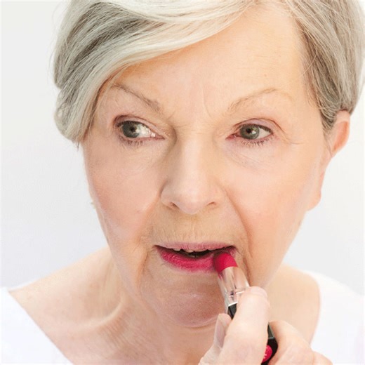 Primers are the secret to boosting your makeup, helping it to look flawless and last all day... 💫 Here's how: 1️⃣ Face Prime: After your skincare routine, apply 1-2 pumps all over your face. Top tip: Mix one pump with your foundation or beauty balm 2️⃣ Eye Prime: Directly on your eyelid, blend with the warmth of your fingers or use our concealer brush 3️⃣ Lip Prime: Apply to outer lip edges before your favourite lipstick | Look Fabulous Forever