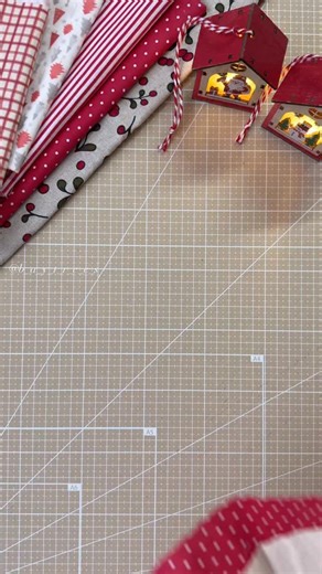 B_a_y_t_r_e_e_s on Instagram: "🪡🧵🎄🙌 A video on how to sew a baby elf. ✅ The pattern is available in the store via the link in the Bio."