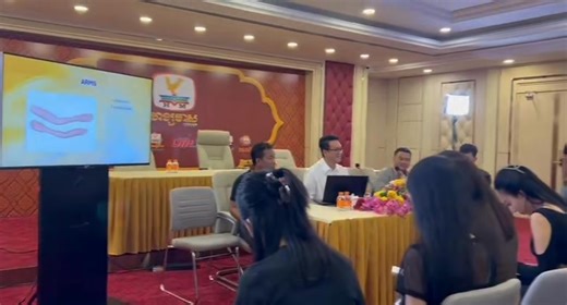 First day of the training of The Amazing Star Candidates, Runway Modeling Tips Course. Coach by Roat. #Coach #Roat #TheAmazingStar #Candidates #RunwayModelingTios #HangMeasHDTV #Cambodia | Cambodia International Models | Facebook