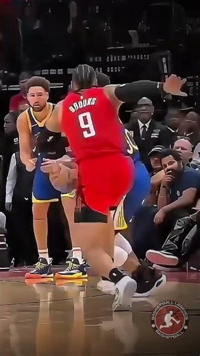 Stephen Curry INSANE Step Back 3 🔥 Unstoppable Range!
