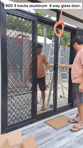 4 way glass door using 900 3 tracks aluminum series and luxury lockset. | Choy Glass Installation