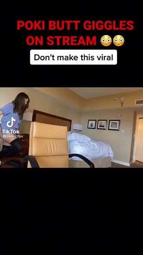 Pokimane ass giggles on stream 😳