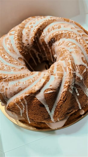 Hunni Bun Pound Cakes #KevsBundts #bakedwithlove