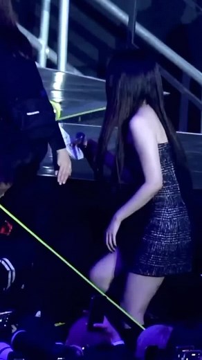 Nam Ji Hyun Brilla en los Premios KGMA 2024
