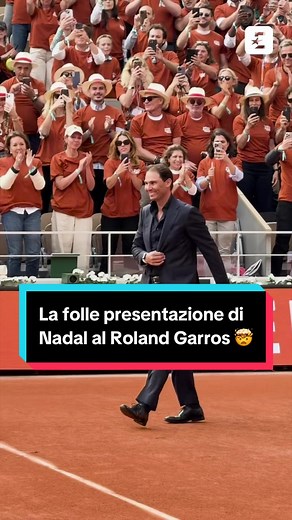 Signore e signori, ecco a voi la presentazione più “paurosa” nella storia dello sport 🎾🤯 P.S.: ha iniziato a contare i Roland Garros e non finiva più 😅 📲 Il Roland Garros 2026 è tutto su HBO Max e su Discovery #Tennis #Nadal #RolandGarros