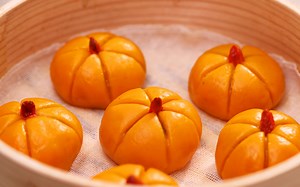 【嘟嘟熊吃货日记】南瓜又有新吃法！今儿就吃它！