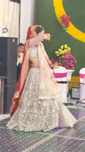 beautiful bride dance 😍 #viralvideo #youtubeshorts