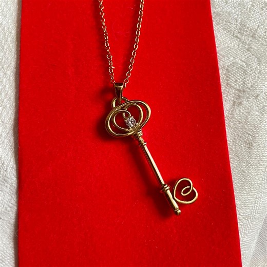Vintage Style Gold Heart Key Necklace - Romantic Rhinestone Skeleton Key Pendant - 16" Dainty Chain - Etsy