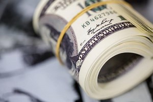 ¿A qué hora abren el dólar oficial y el blue?