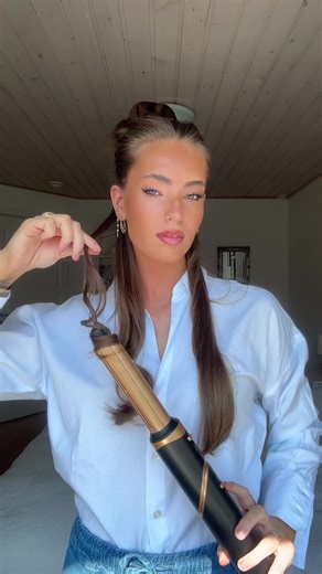 Hair done, confidence on repeat #carecopenhagen #confidenceboost #newyearhair