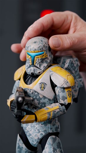 Get ready for an in-depth look at the Commando Gregor™ Sixth Scale Figure by Hot Toys! This STAR WARS™ collectible is limited to 2500 pieces and available for pre-order NOW! Hot Toys #StarWars #TheCloneWars | Sideshow Collectibles