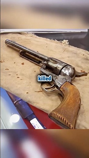 😱🔫 The Gun That Killed Jesse James $250,000