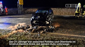 Bei einem Unfall in der Nacht vom Sonntag auf Montag wurden drei Personen schwer verletzt. Mehr Infos: https://muehlhausen.thueringer-allgemeine.de/web/muehlhausen/startseite/detail/-/specific/Auto-geraet-im-Unstrut-Hainich-Kreis-in-Gegenverkehr-drei-Schwerverletzte-673685987 | Blaulicht Thüringen