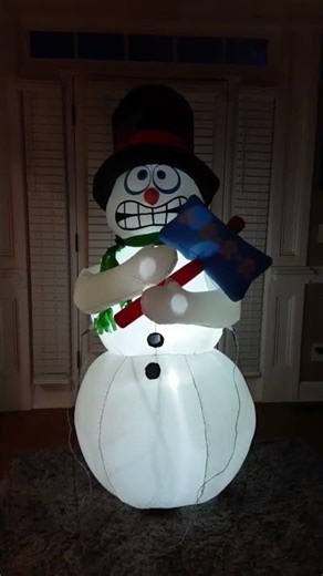new shivering snowman inflatable model